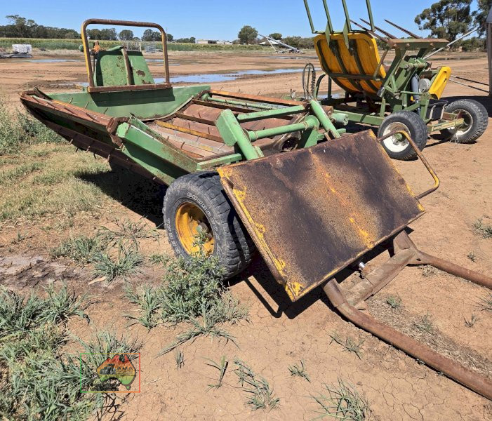 JN&R bale buggy feed out wagon - photo 4