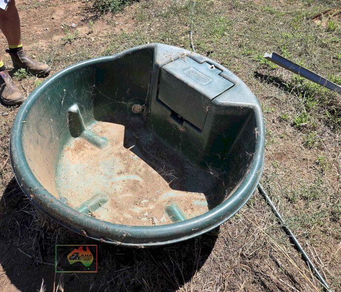 Poly master water trough - photo 3