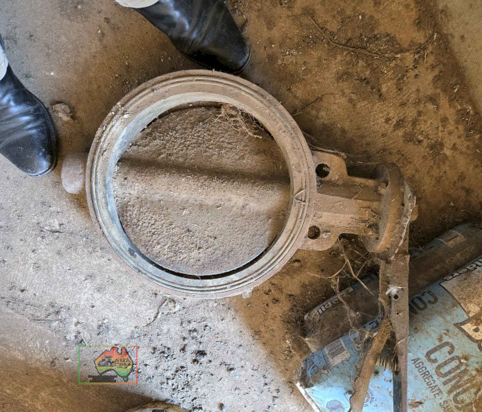 3 x gate valves - photo 3