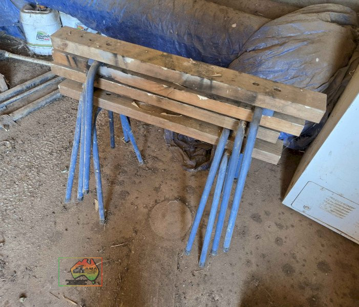 4 X Saw horses
