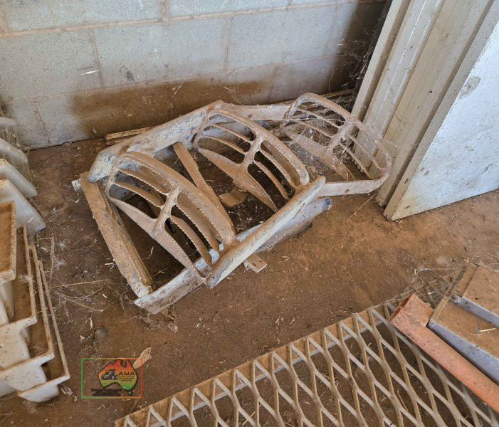 2 Tractor steps - photo 2