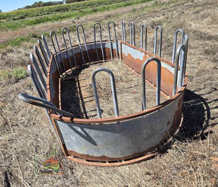 Hay feeder - photo 2