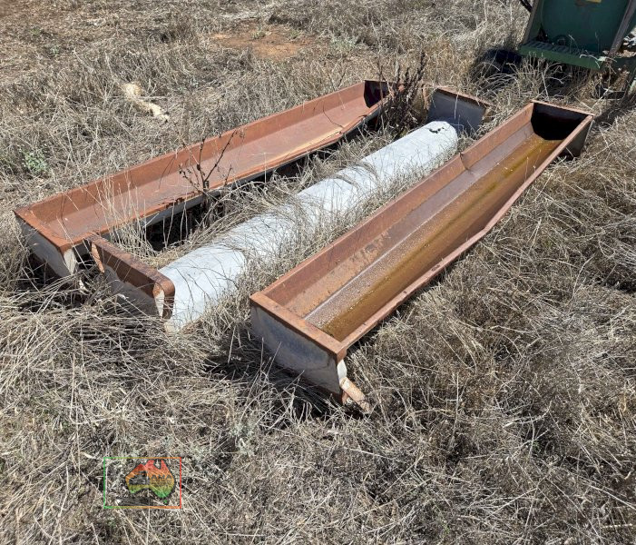 Calf feeding troughs - photo 3