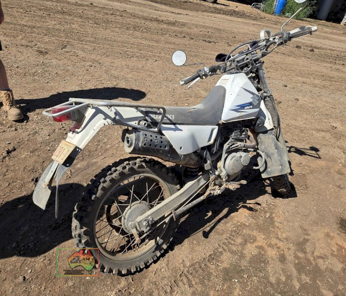 Suzuki DR200 Trojan - photo 2