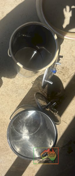 2 x stainless steel dairy test buckets - photo 2