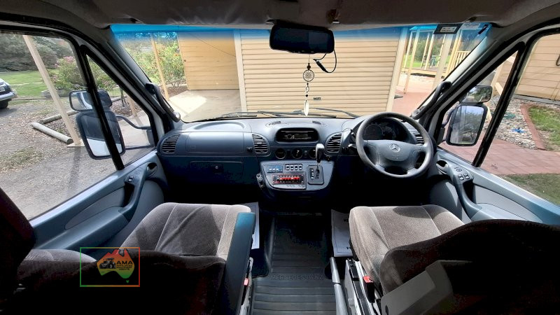 2006 Mercedes Sprinter Campervan - photo 6