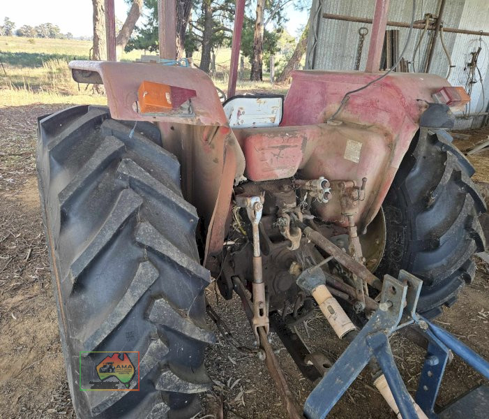IH-454 Tractor - photo 5