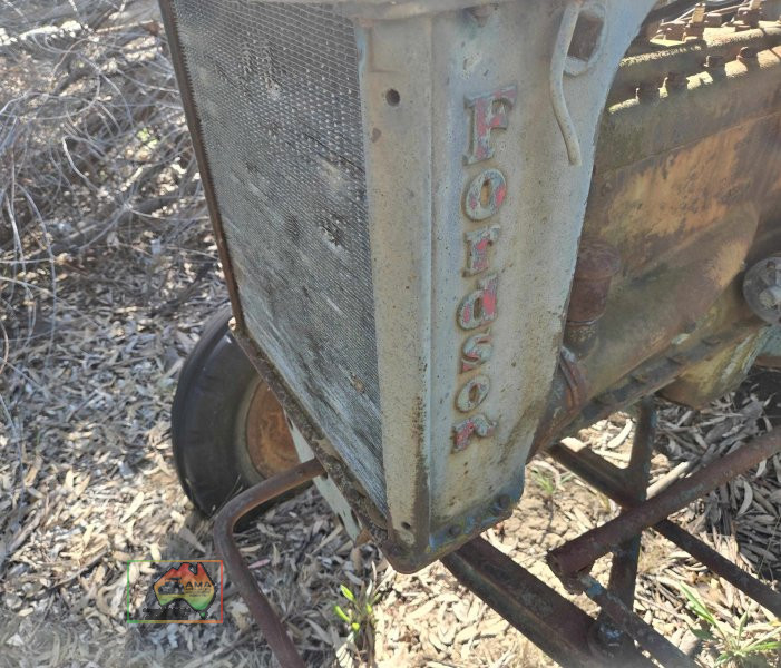 Fordson E27n Tractor - photo 9
