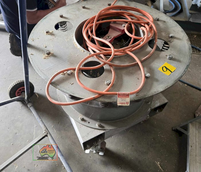 Round Vibrator Table - photo 4