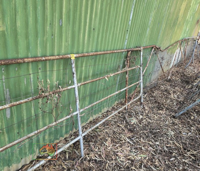 2x Older Farm Gates, 11ft & 16ft - photo 2