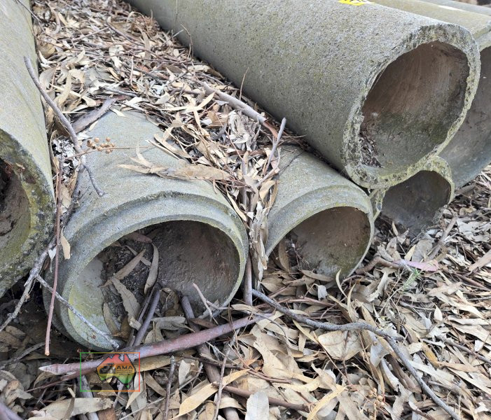6x (9" x 8ft) Concrete Pipes - photo 3