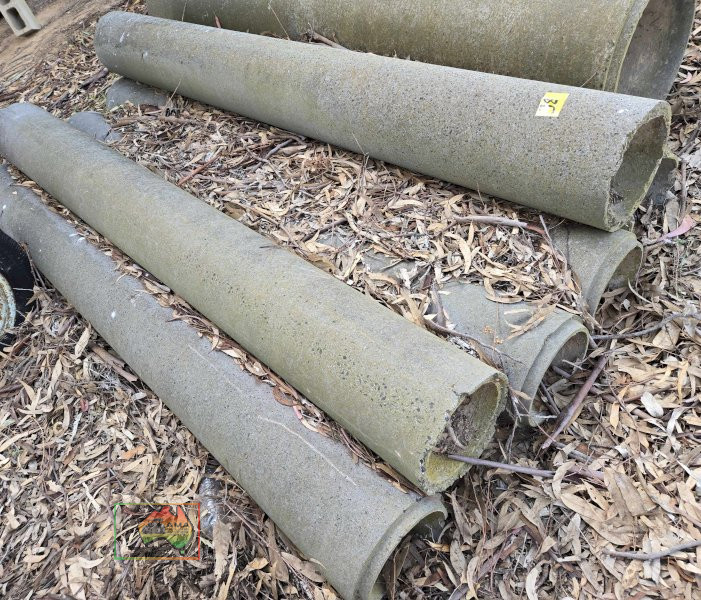 6x (9" x 8ft) Concrete Pipes