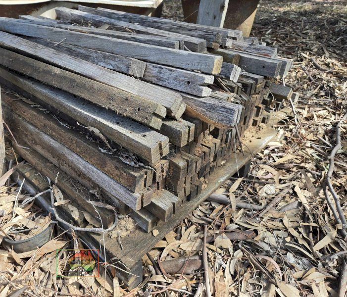 Hardwood Fence Droppers - photo 4