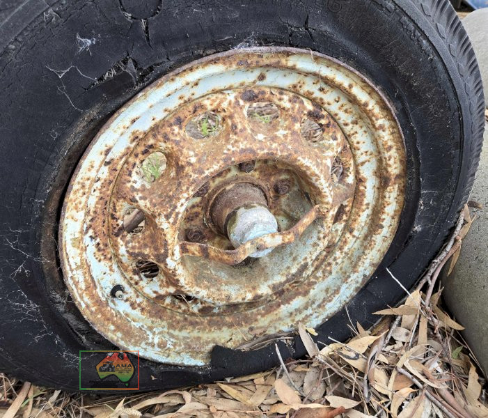 Antique Wheels on Trailer Axle - photo 3