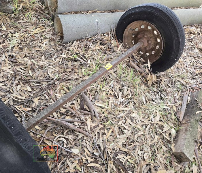 Antique Wheels on Trailer Axle - photo 2