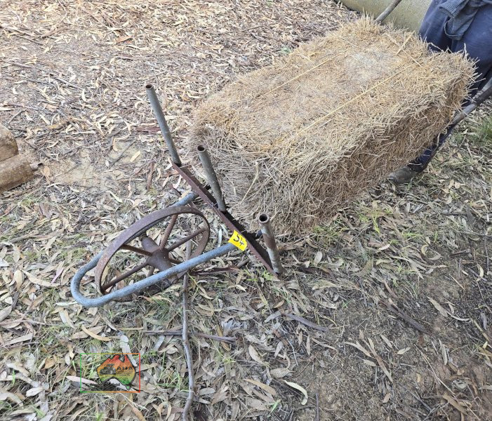 Hay Bale Trolley - photo 3