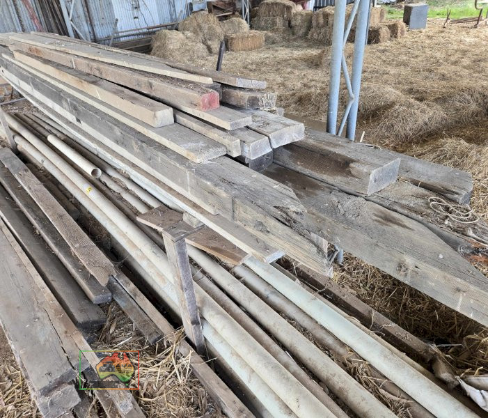 Large Pile of Solid Timber - photo 3