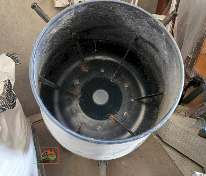 Electric cement mixer - photo 2