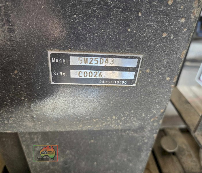 CAT GP25NT Forklift - photo 9