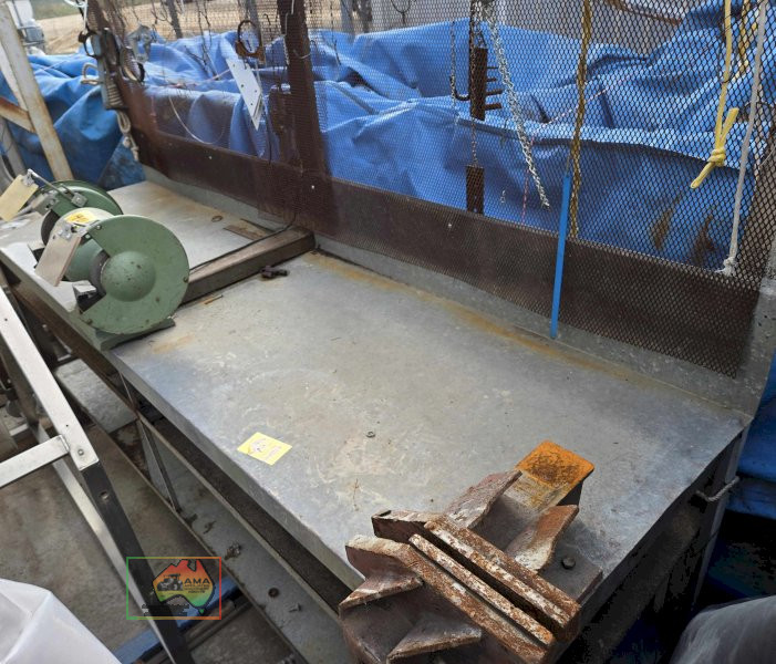 Steel work bench with vice