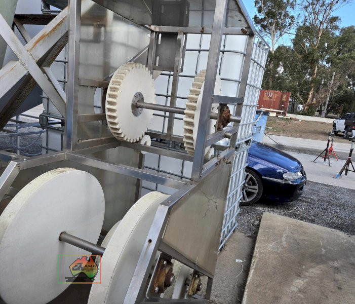 Stainless steel box elevator (#42) - photo 3