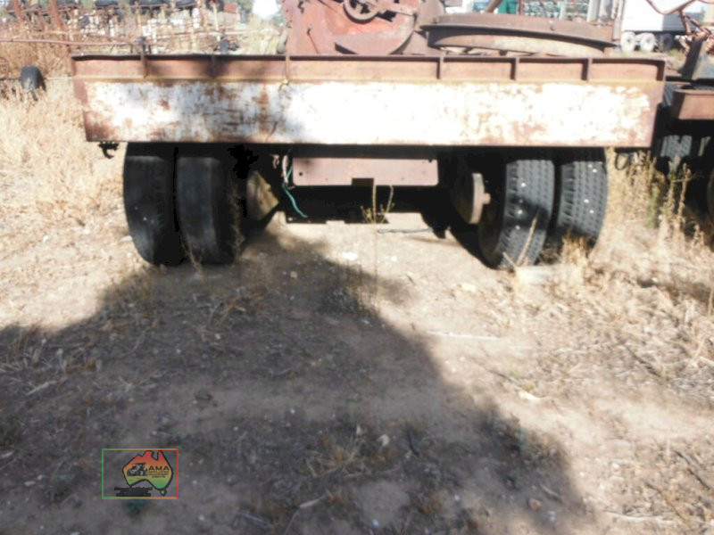 Old Low Loader - photo 3