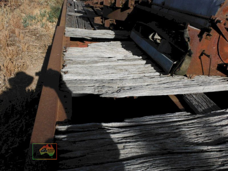 Old Low Loader - photo 4