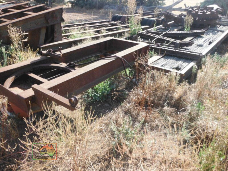 Old Low Loader - photo 5