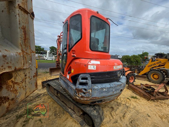 Kubota KX121-3 Excavator - photo 7