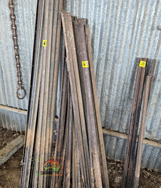 22x Used 5ft-6in (1.65m) Star Pickets