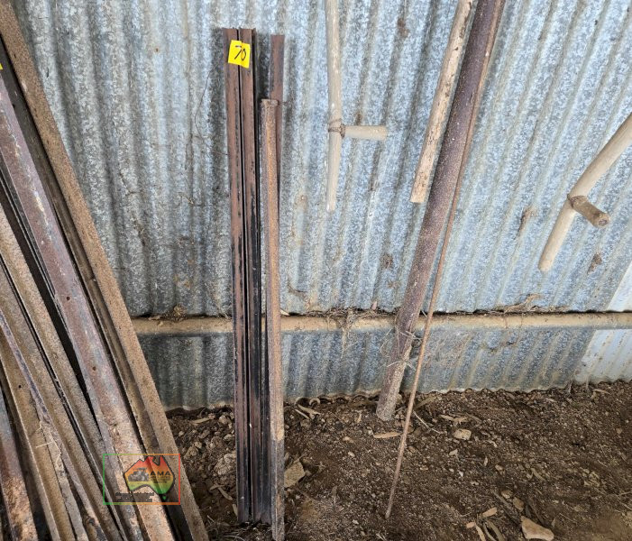 5x New 4ft-4in (1.3m) Star Pickets