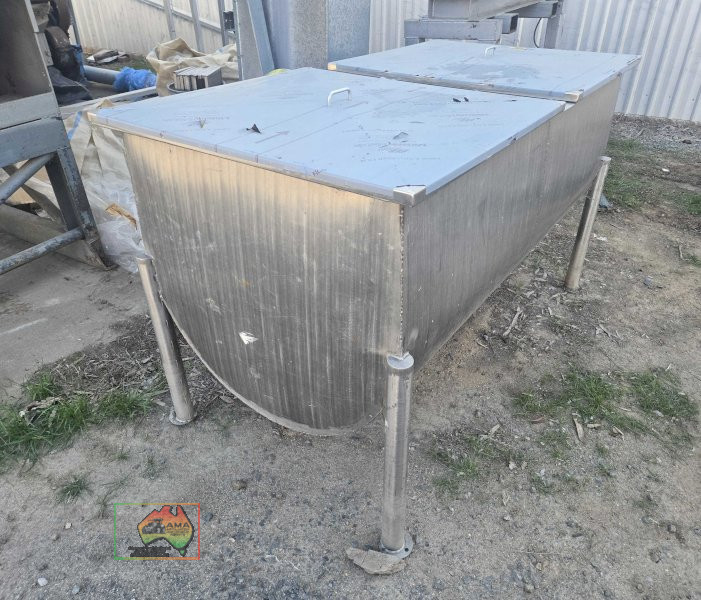 Stainless steel tank with new lids - photo 4