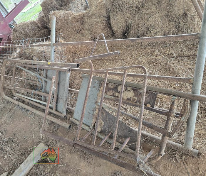 Old Dairy Rails - photo 2