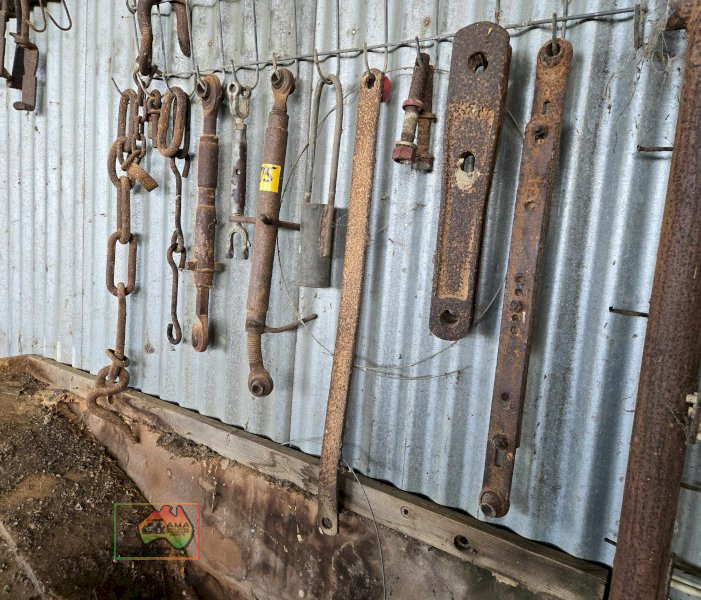 Assorted Tractor Links & Chains - photo 2