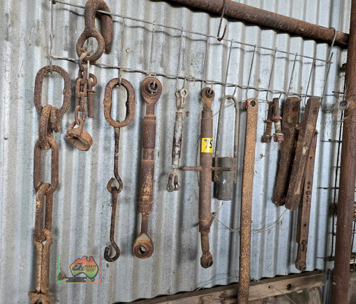 Assorted Tractor Links & Chains