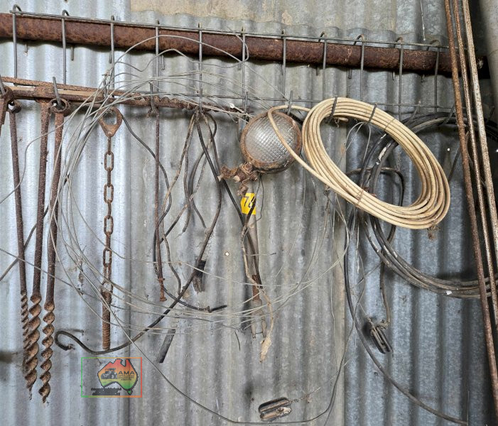 Post Borers & U/ground Fence Cable - photo 2