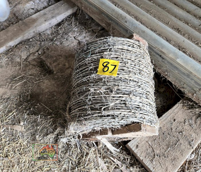 New Roll of High Tensile Barb Wire