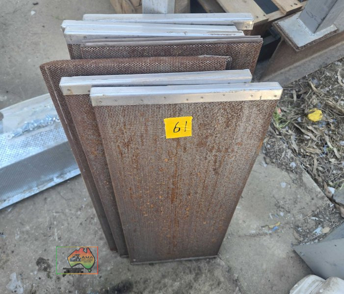 7 sieve screens - photo 2