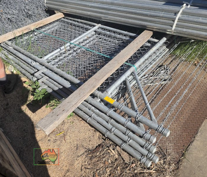 6 x brand new mesh security gates - photo 2