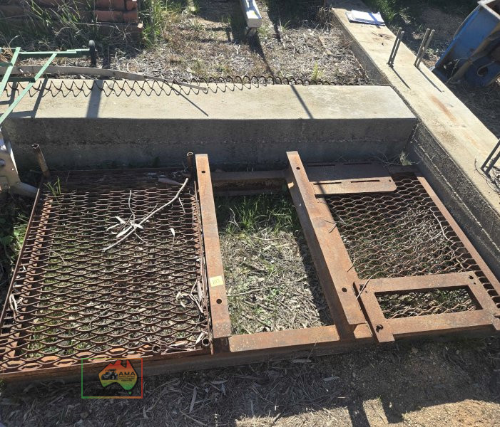 Heavy steel platform / mounting block (#78) - photo 4