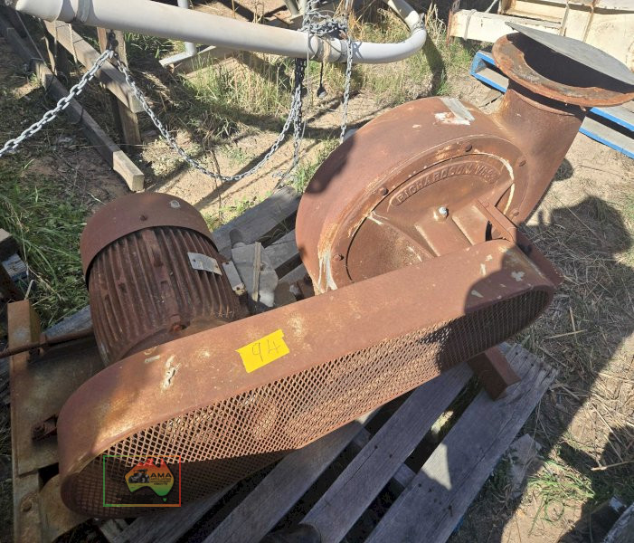 Richardson grain dust extraction fan with motor