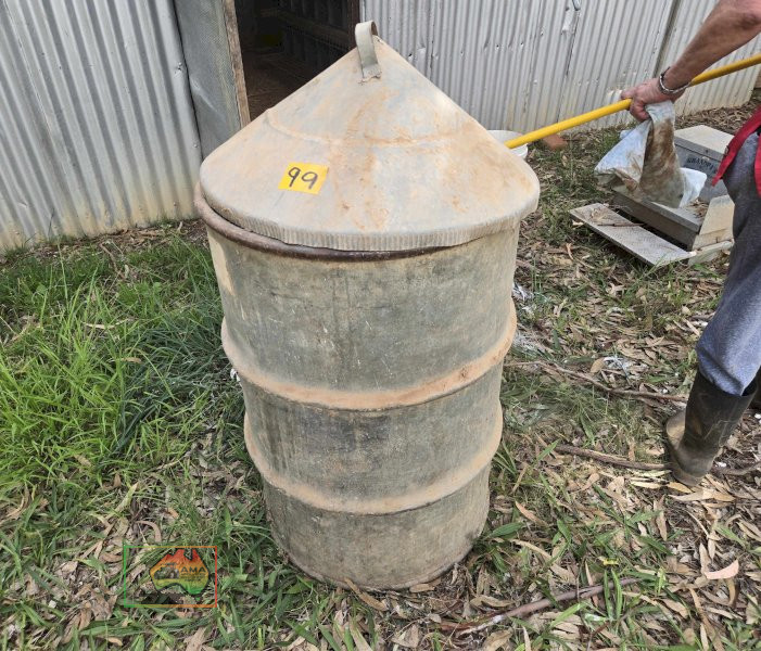 Chook Feed Storage Bin