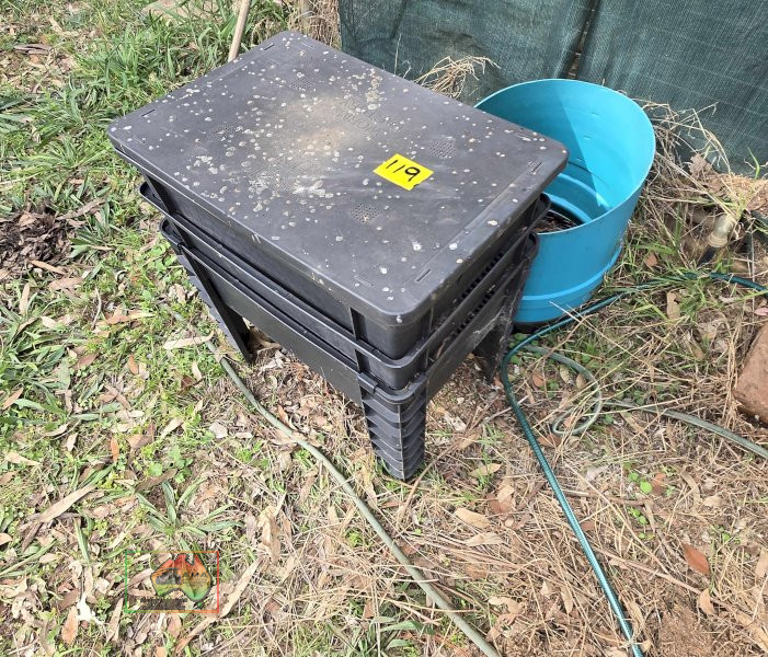 Compost Worm Farm - photo 3