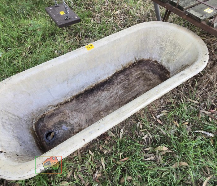 Cast Iron Claw Foot Bath - photo 2