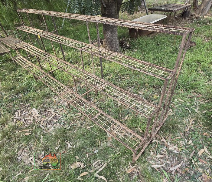 4 Tier Plant Stand 315cm x 112cm