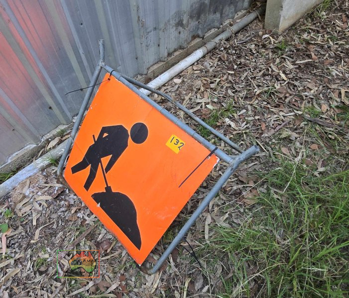 Roadworks Sign - photo 2