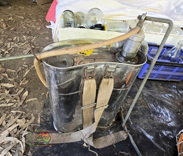 Stainless Steel Backpack Sprayer - photo 2