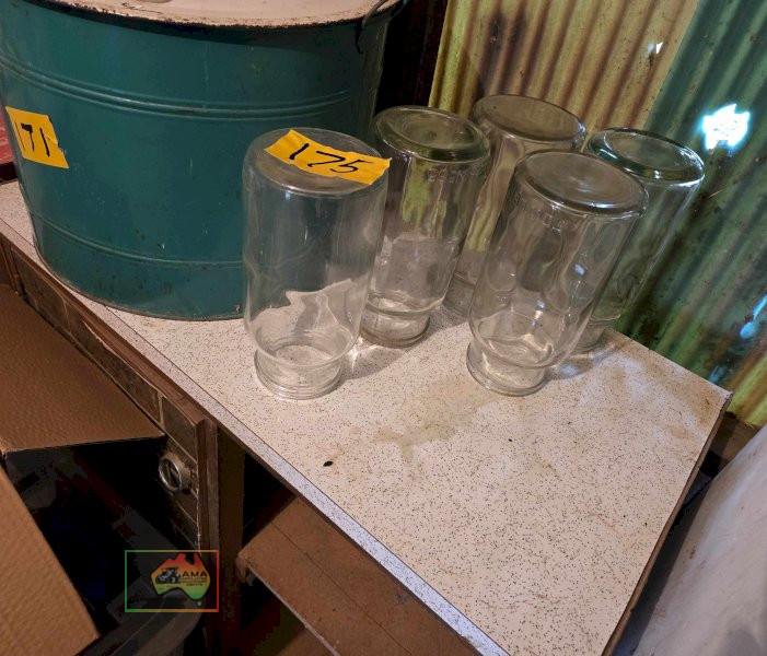 5x Large Fowlers Jars