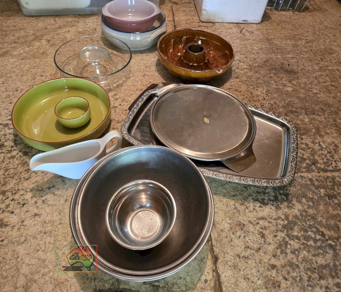 Flan Dishes, Bowls & Trays