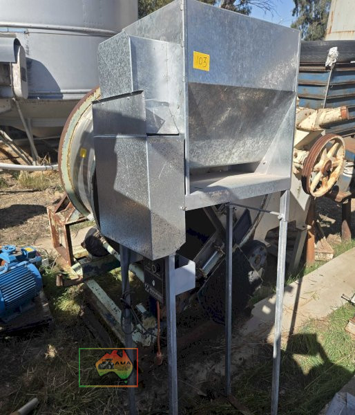 Variable speed dosing hopper - photo 6